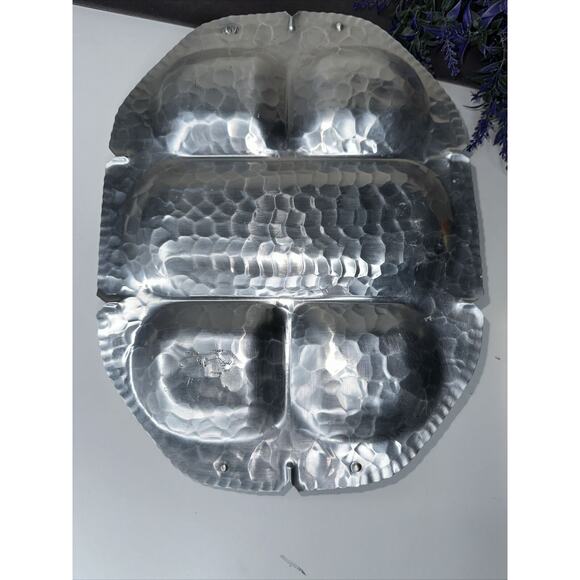 Continental Trademark Serving Tray Hand Wrought Silverlook 537 Hammered Aluminum - Picture 6 of 7